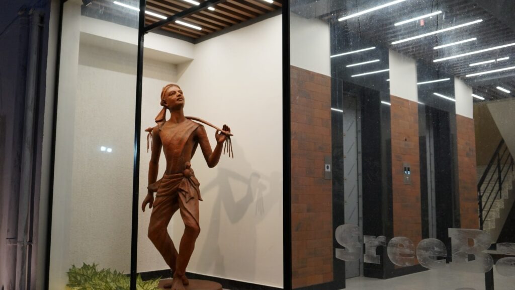 Gallery 50